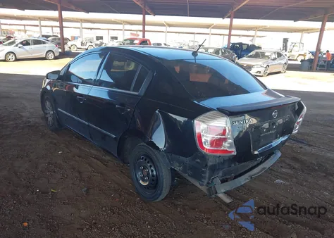 2011 Nissan Sentra 2.0S z USA, uszkodzony, nr VIN 3N1AB6AP7BL719087